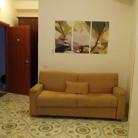 فندق مبيت وإفطار Town سورينتو