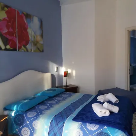 فندق مبيت وإفطار Town 3*