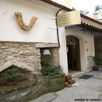 Bed & Breakfast Town 3*