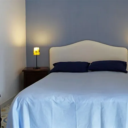 فندق مبيت وإفطار Town 2*